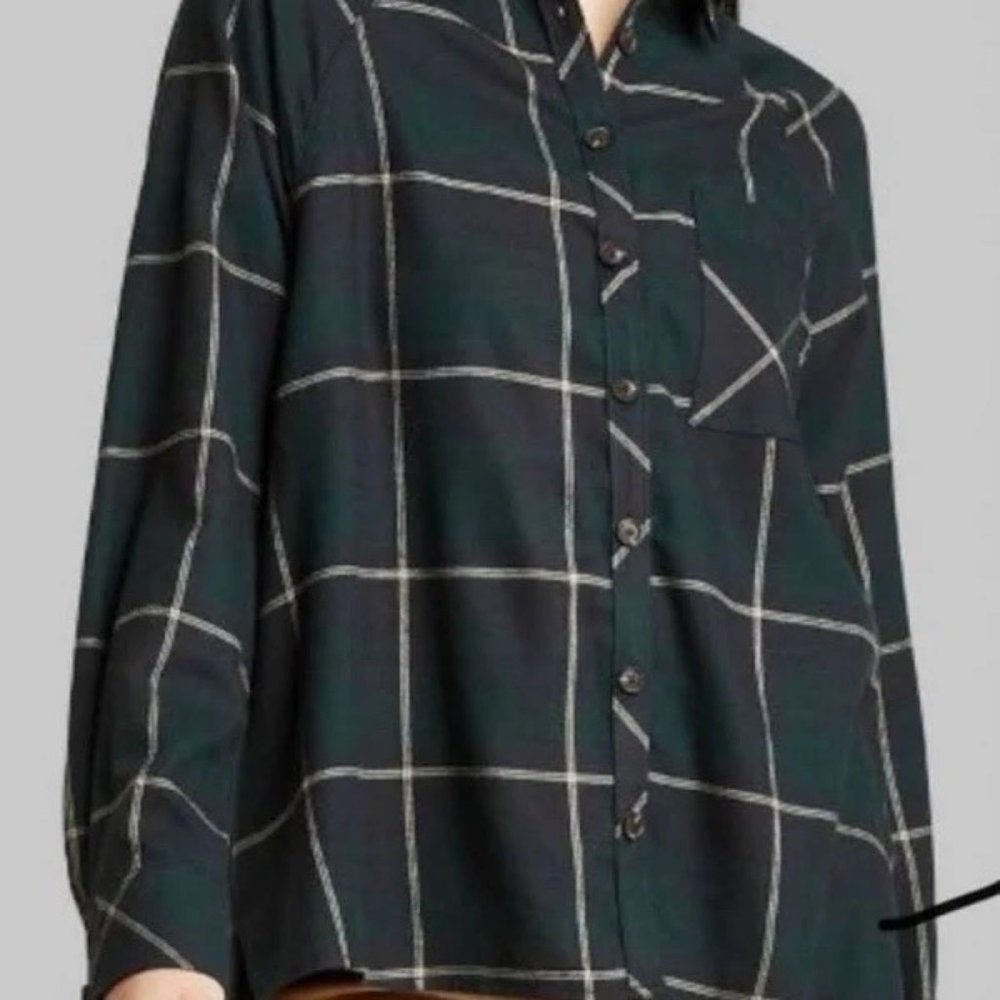 Wild Fable size small and medium plaid shirt low to high.